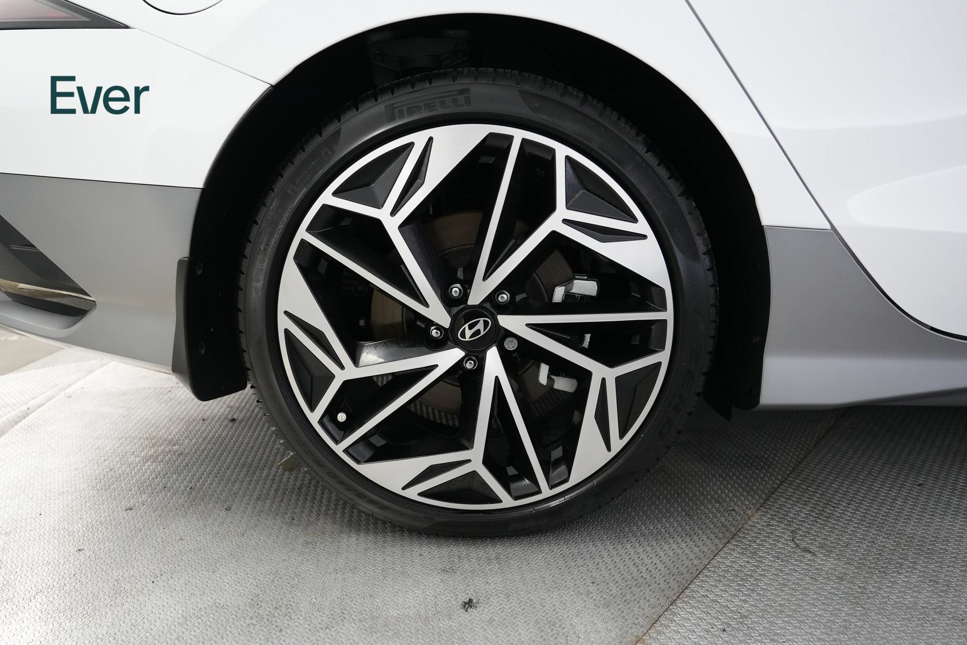 Used 2024 Hyundai Ioniq 6 Limited RWD image 22