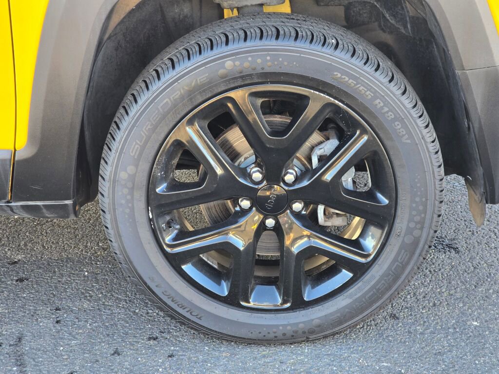 Used 2018 Jeep Renegade Altitude AWD/4WD image 12