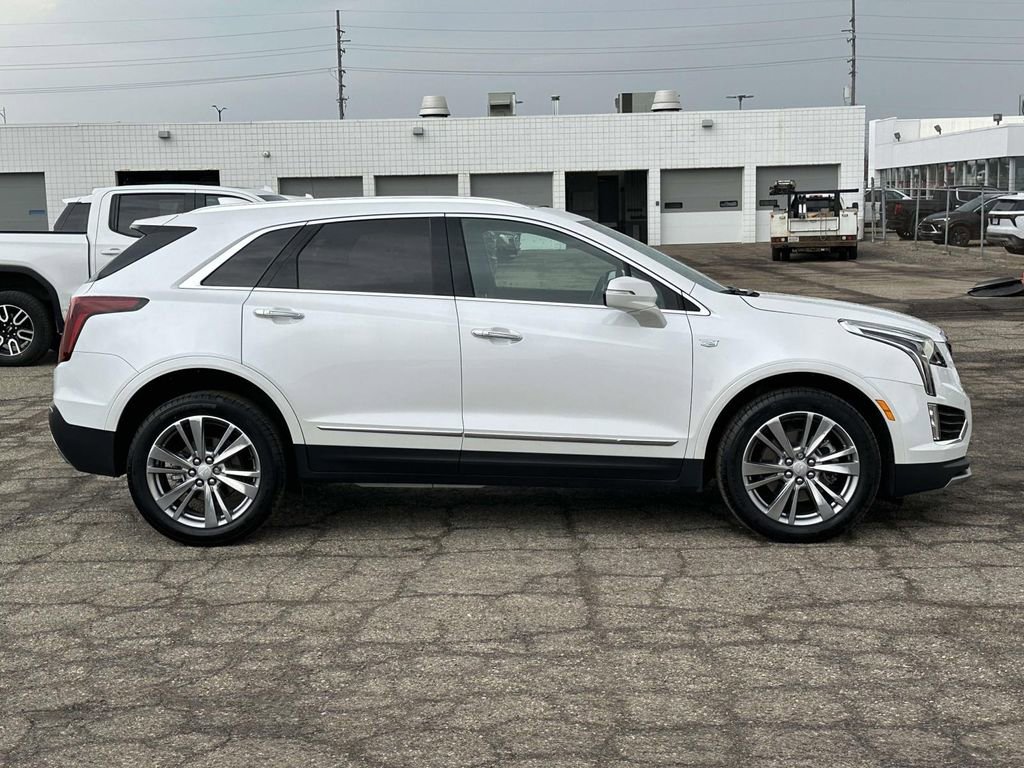 Used 2024 Cadillac XT5 Premium Luxury w/ LPO, Floor Liner Package image 6