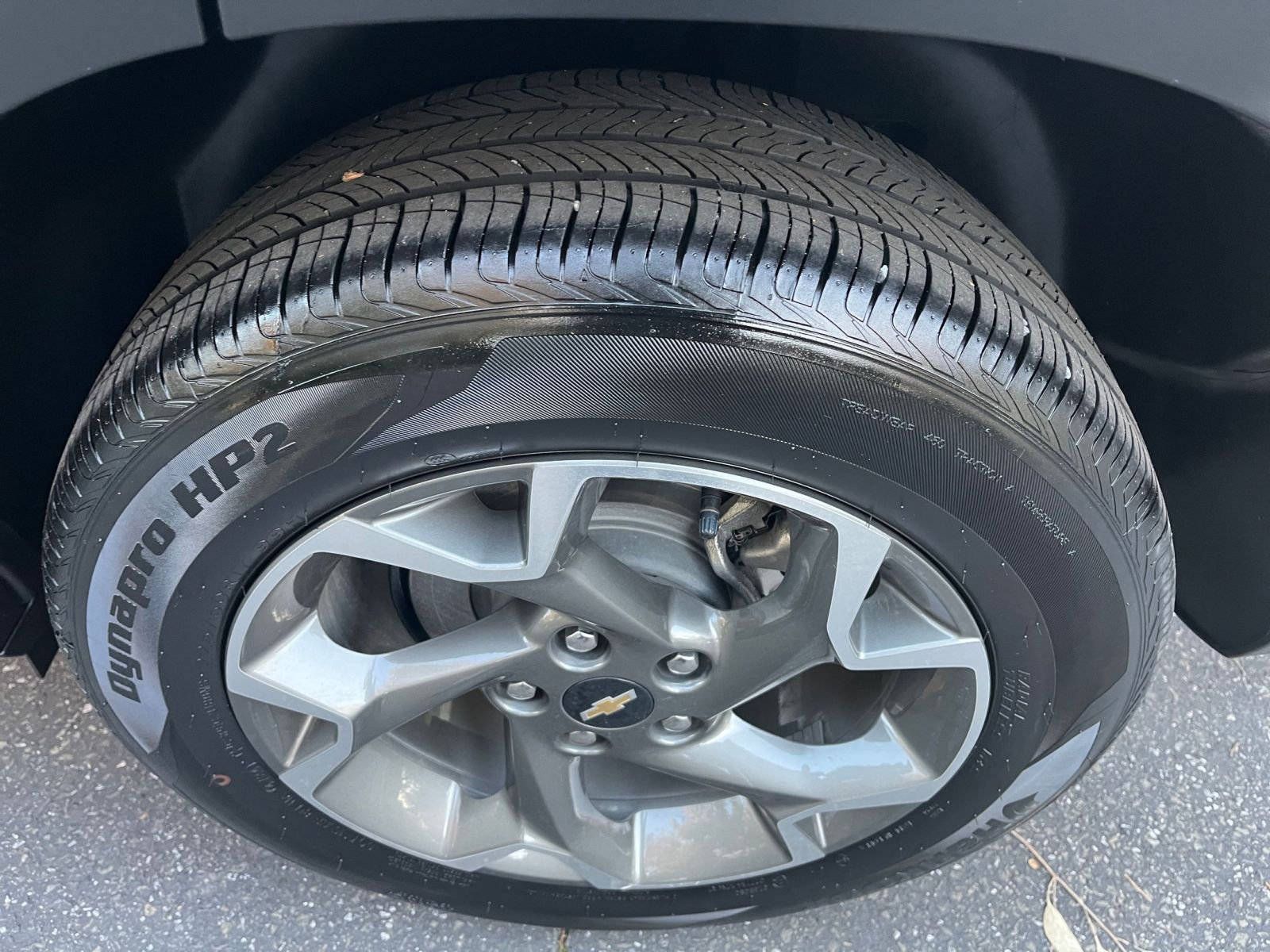 Used 2025 Chevrolet Trax LT image 28