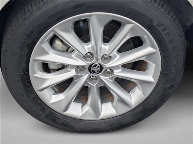 Used 2022 Toyota Corolla LE w/ LE Convenience Package FWD image 22