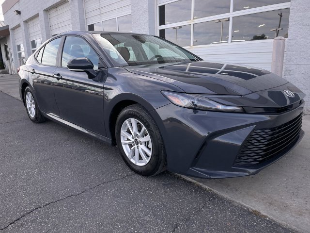 Used 2026 Toyota Camry LE FWD image 10