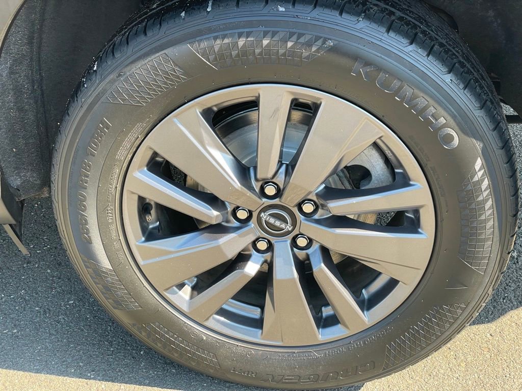 Certified 2024 Nissan Pathfinder S image 26