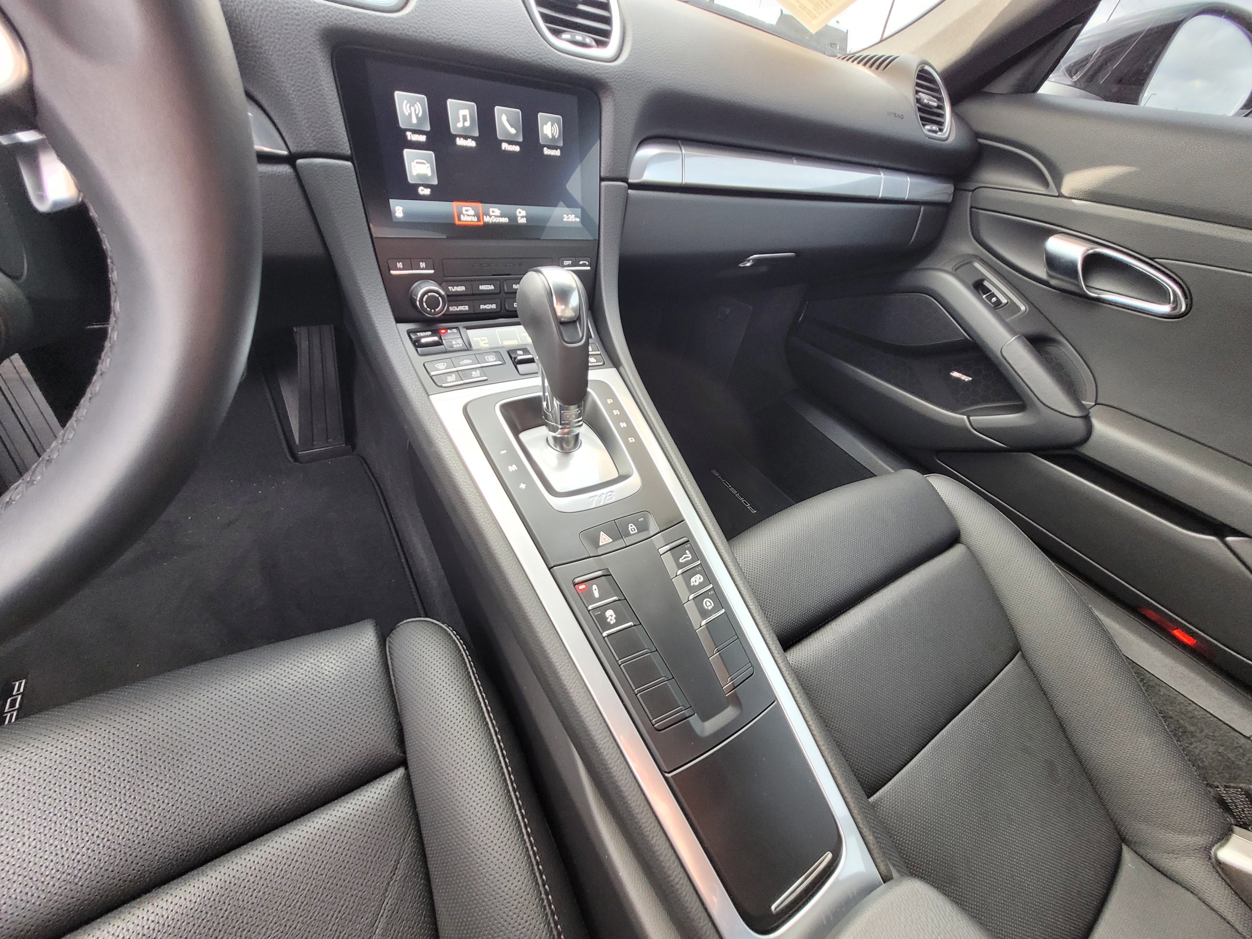 Used 2025 Porsche 718 Cayman image 20