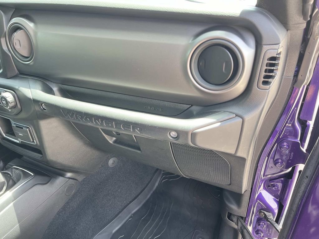 Used 2023 Jeep Wrangler Unlimited Sport AWD/4WD image 24