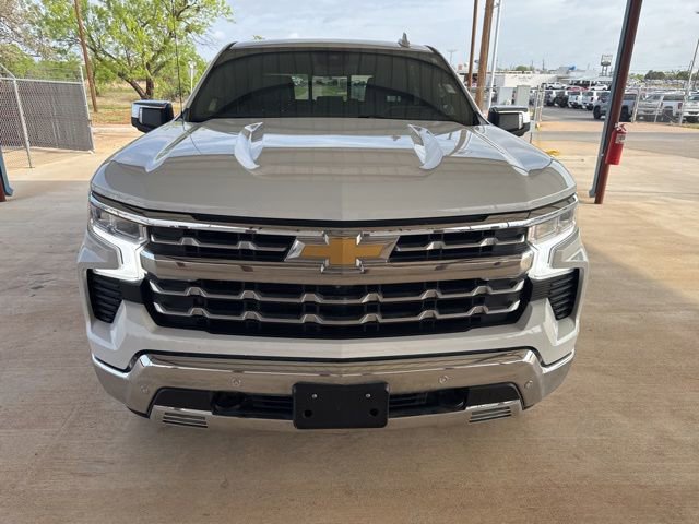 Used 2022 Chevrolet Silverado 1500 LTZ w/ LTZ Convenience Package II AWD/4WD image 2
