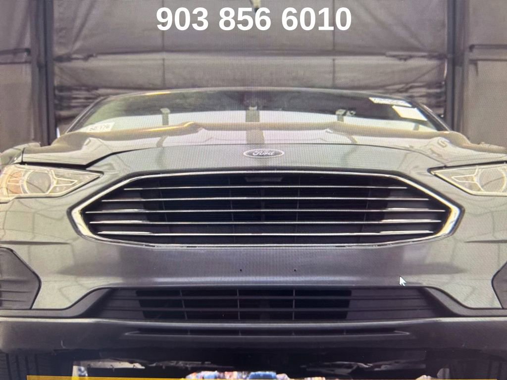 Used 2019 Ford Fusion SE w/ Equipment Group 151A image 3