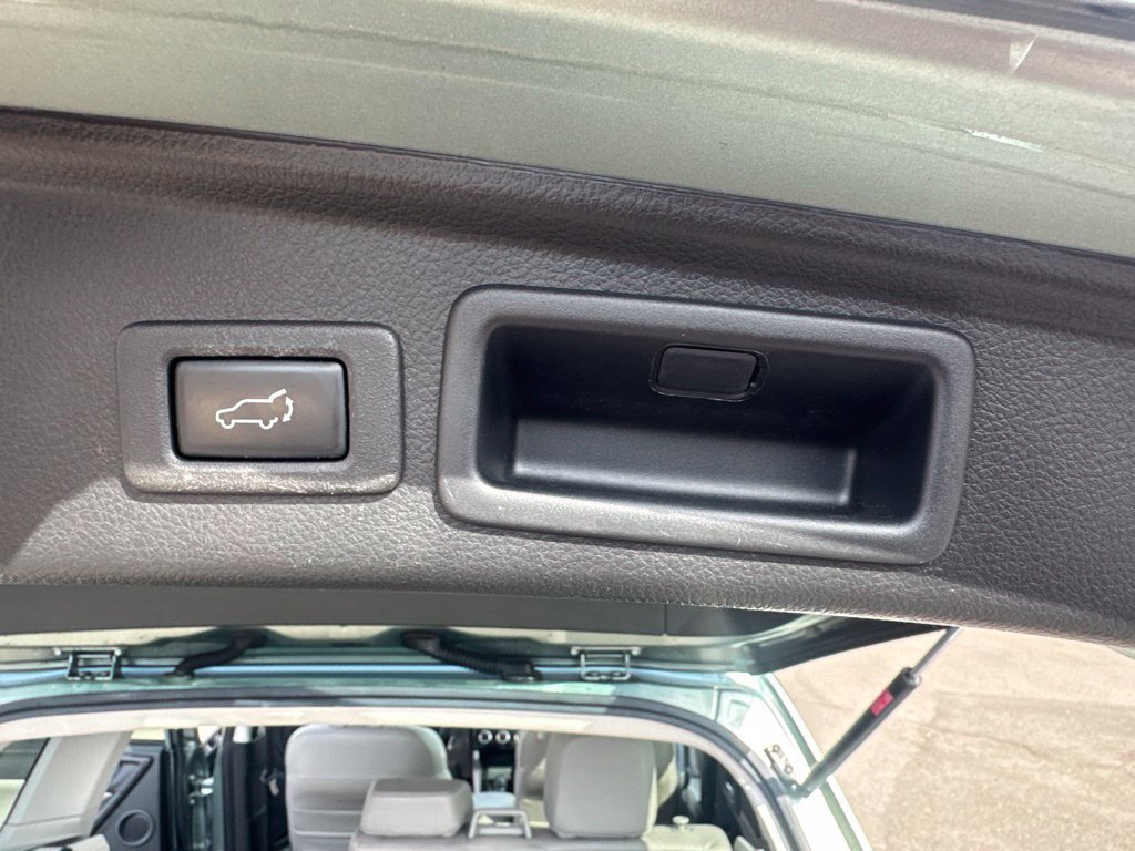 Used 2018 Subaru Forester 2.5i Limited AWD/4WD image 18