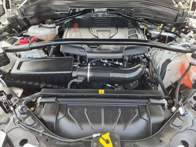 Used 2022 Alfa Romeo Stelvio Veloce AWD/4WD image 26