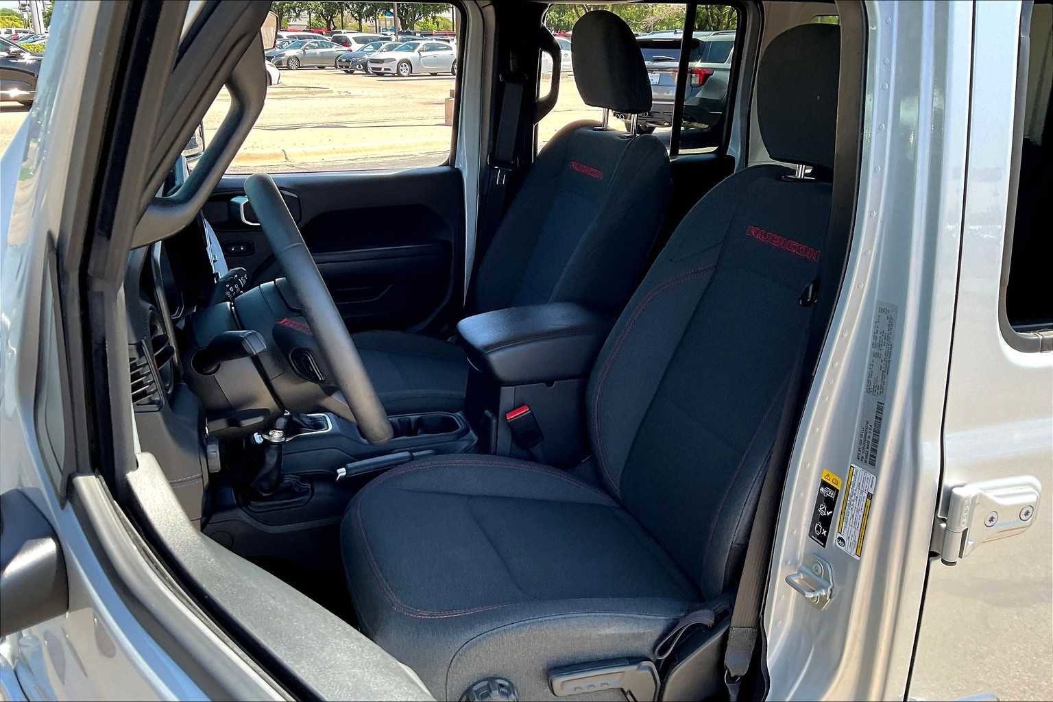 Used 2024 Jeep Wrangler Unlimited Rubicon image 14