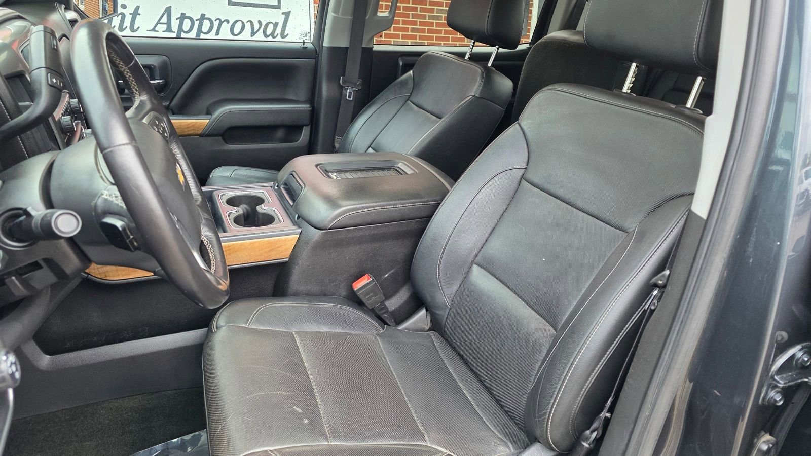 Used 2018 Chevrolet Silverado 1500 LTZ w/ Sport Package AWD/4WD image 13
