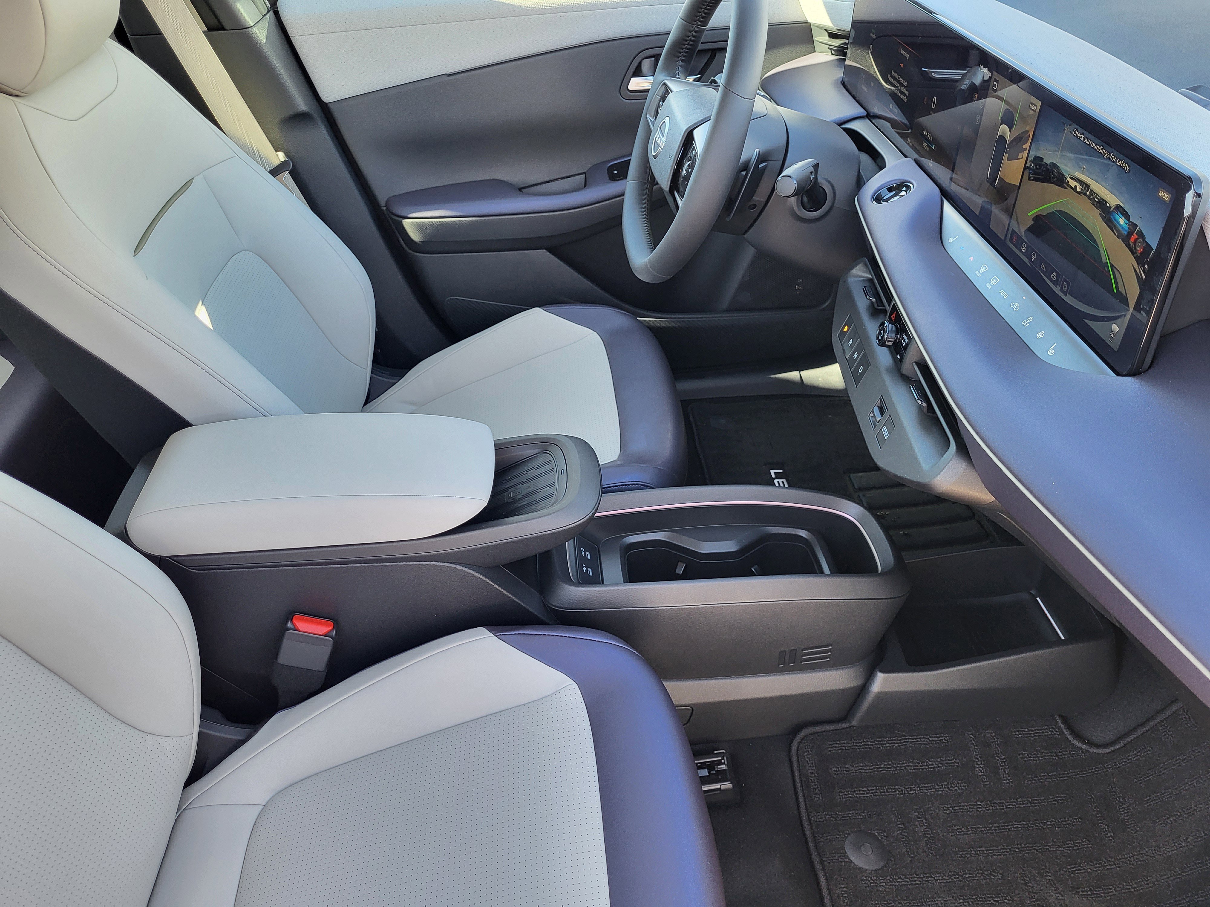 New 2026 Nissan Leaf SV+ w/ Illuminated Package image 7