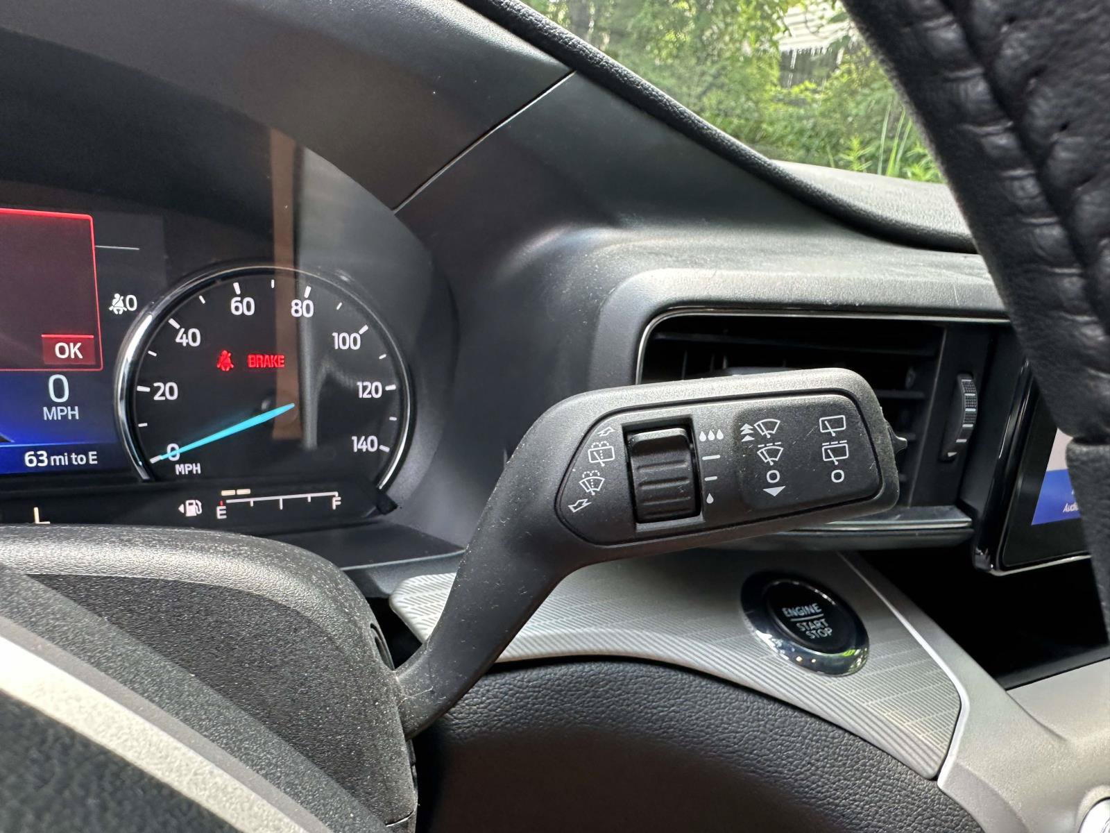 Certified 2023 Ford Explorer XLT w/ Equipment Group 202A AWD/4WD image 28