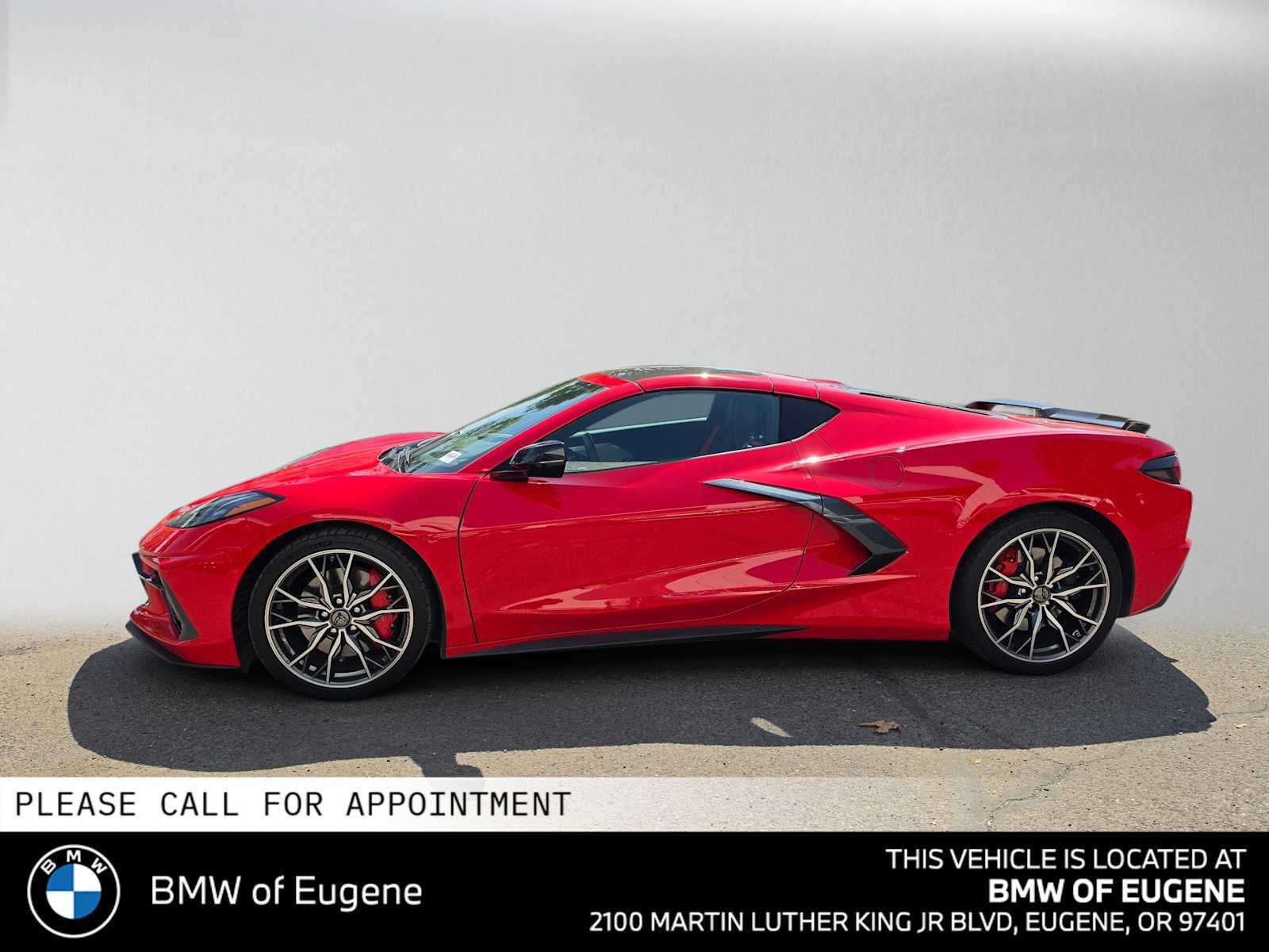 Used 2024 Chevrolet Corvette Stingray Premium Cpe w/ Z51 Performance Package RWD image 6