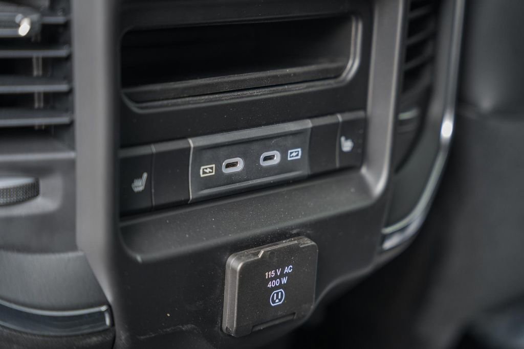 New 2026 RAM 2500 Laramie AWD/4WD image 45