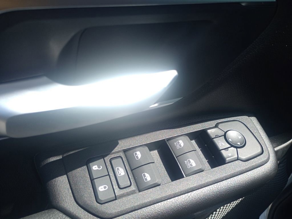 New 2026 RAM 1500 4x4 Crew Cab image 14