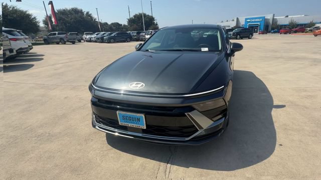 Used 2025 Hyundai Sonata SE FWD image 3