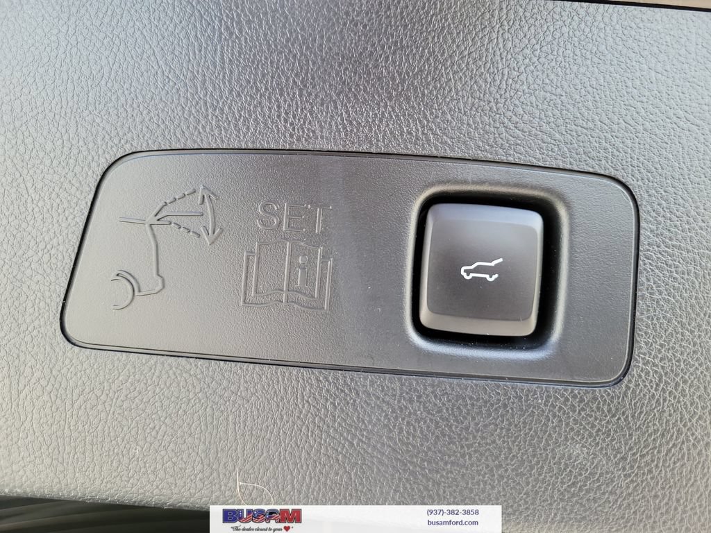 Used 2020 Lincoln Corsair FWD w/ Premium Package image 8