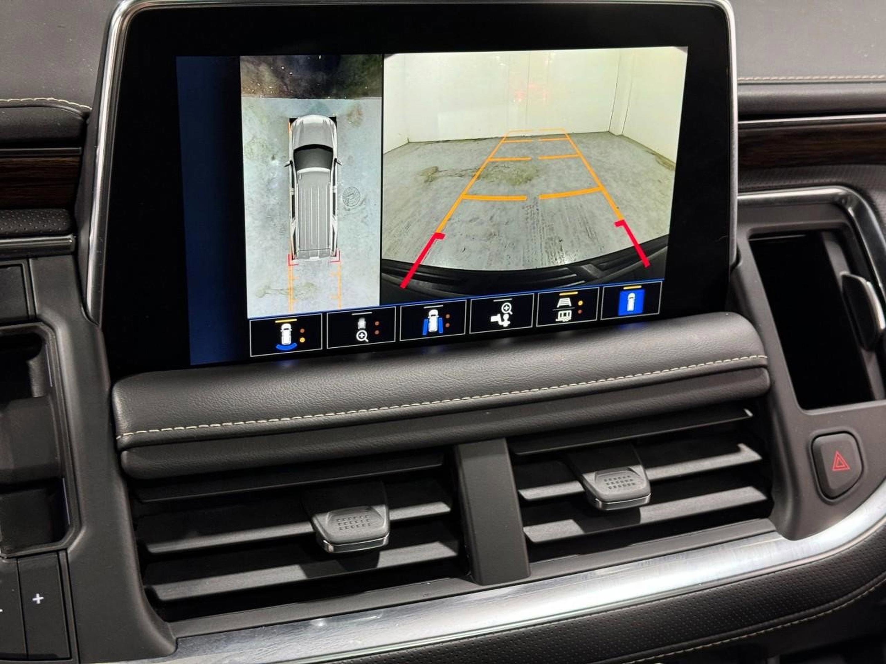 Used 2022 Chevrolet Tahoe Premier image 36