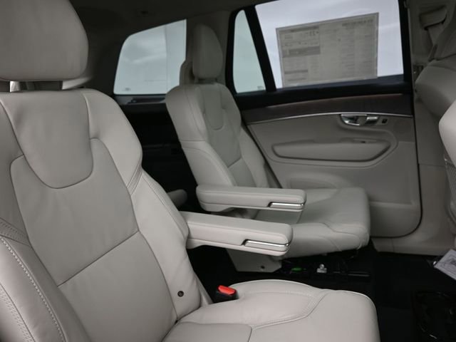New 2026 Volvo XC90 B6 Ultra w/ Protection Package Premier image 34