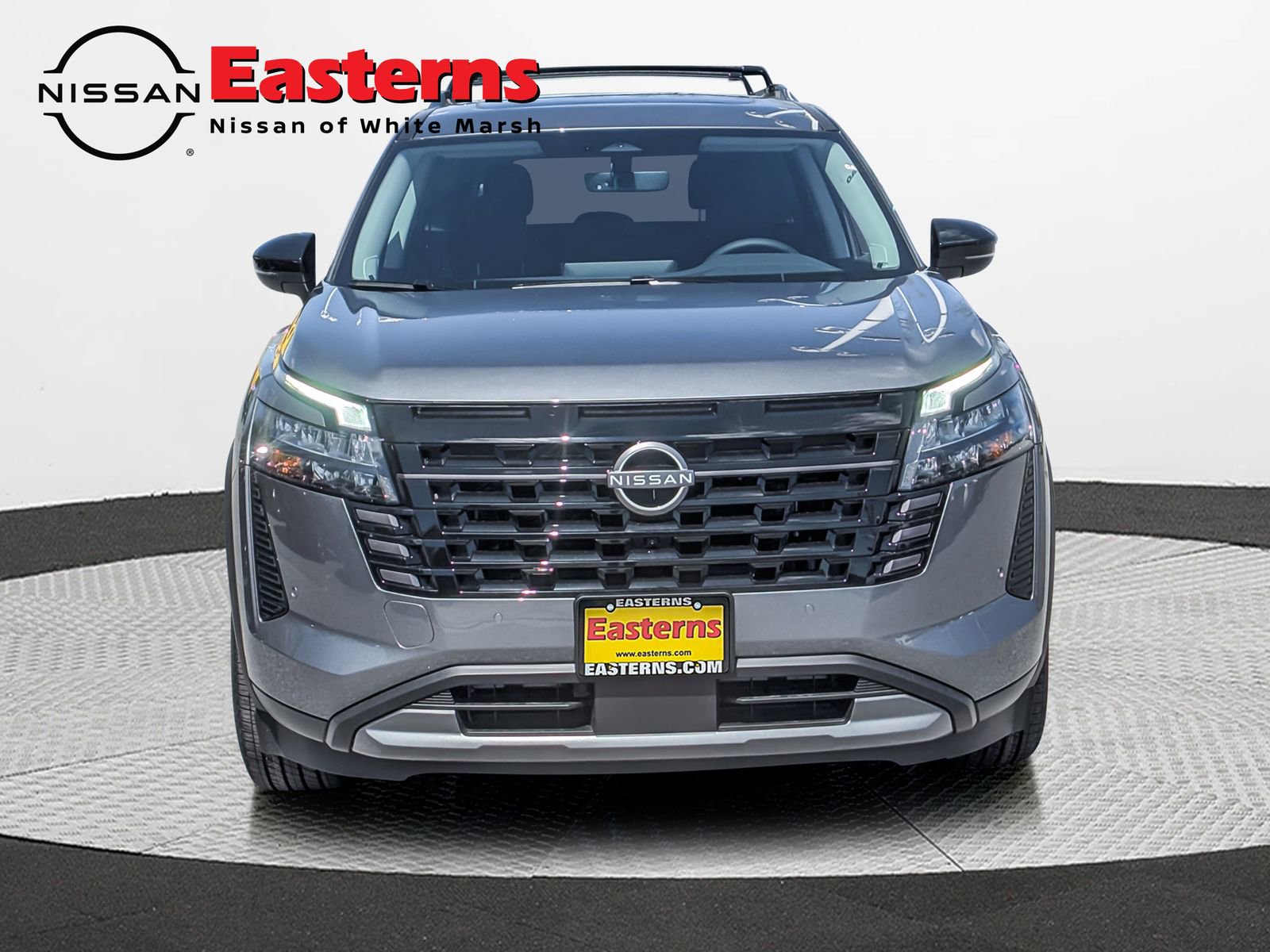 New 2026 Nissan Pathfinder SL image 4