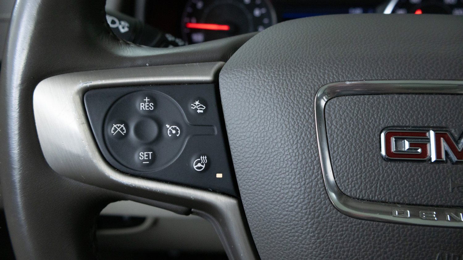 Used 2020 GMC Terrain Denali AWD/4WD image 19