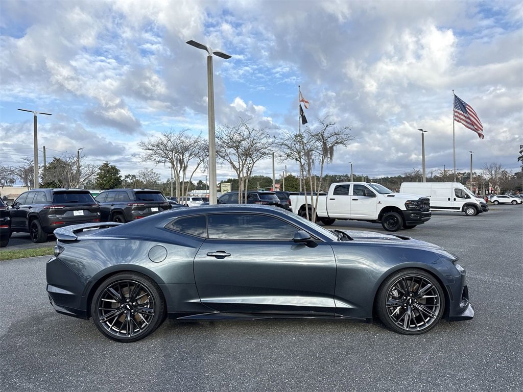 Used 2019 Chevrolet Camaro ZL1 image 2