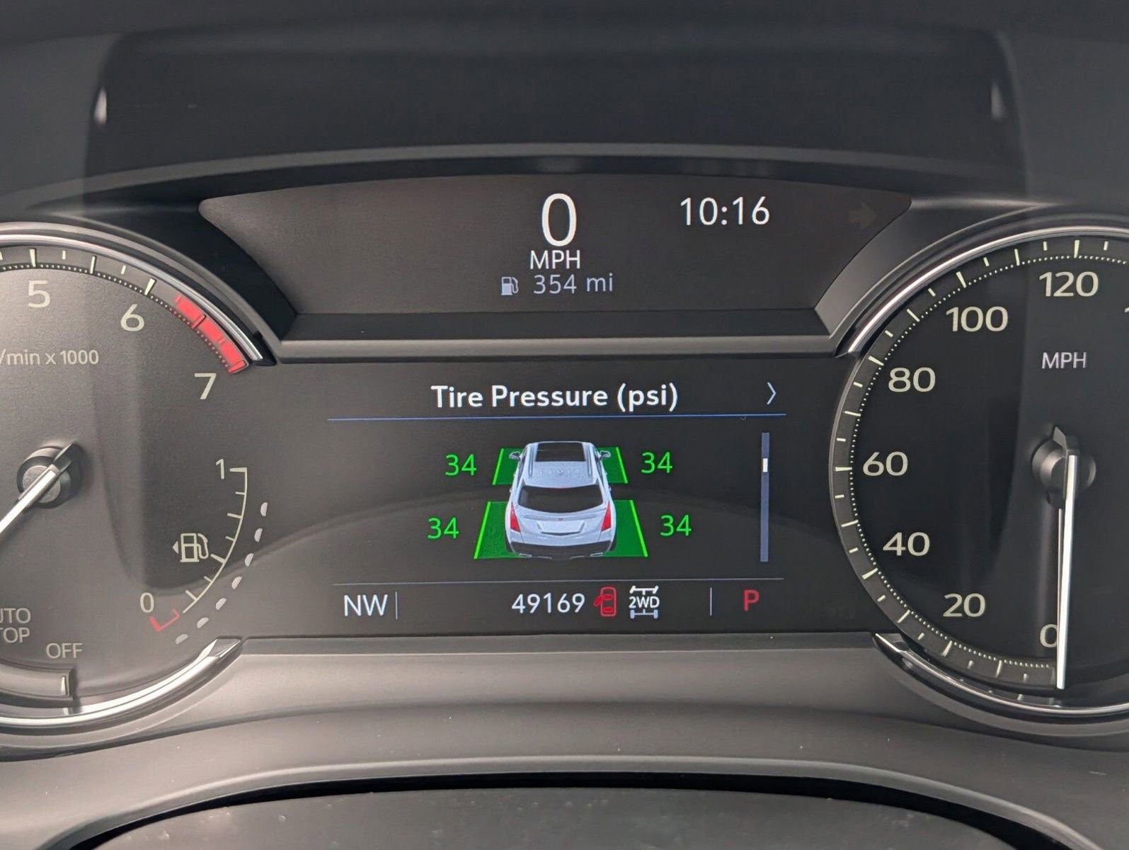 Used 2023 Cadillac XT5 Luxury image 34