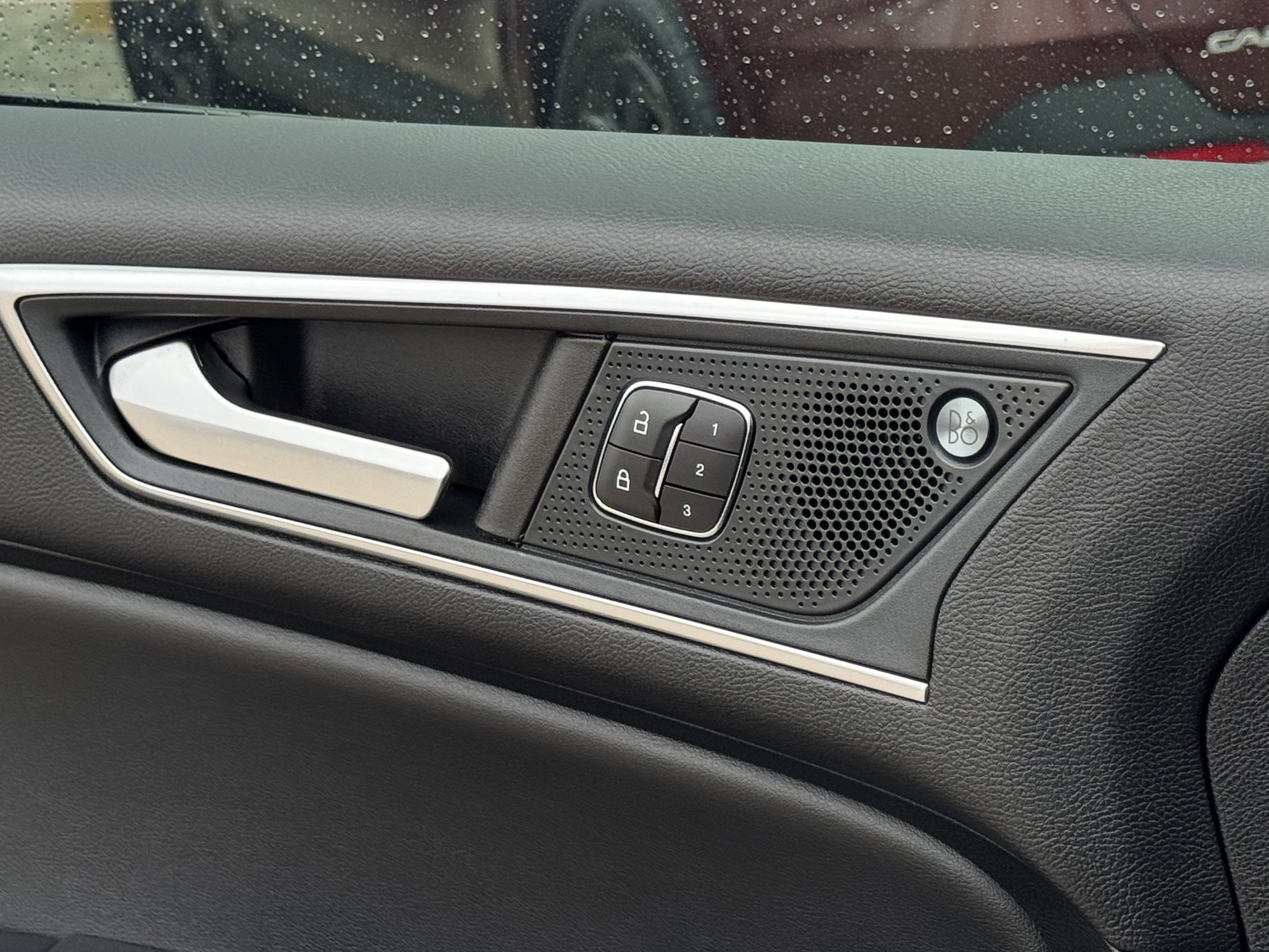 Certified 2022 Ford Edge ST image 24