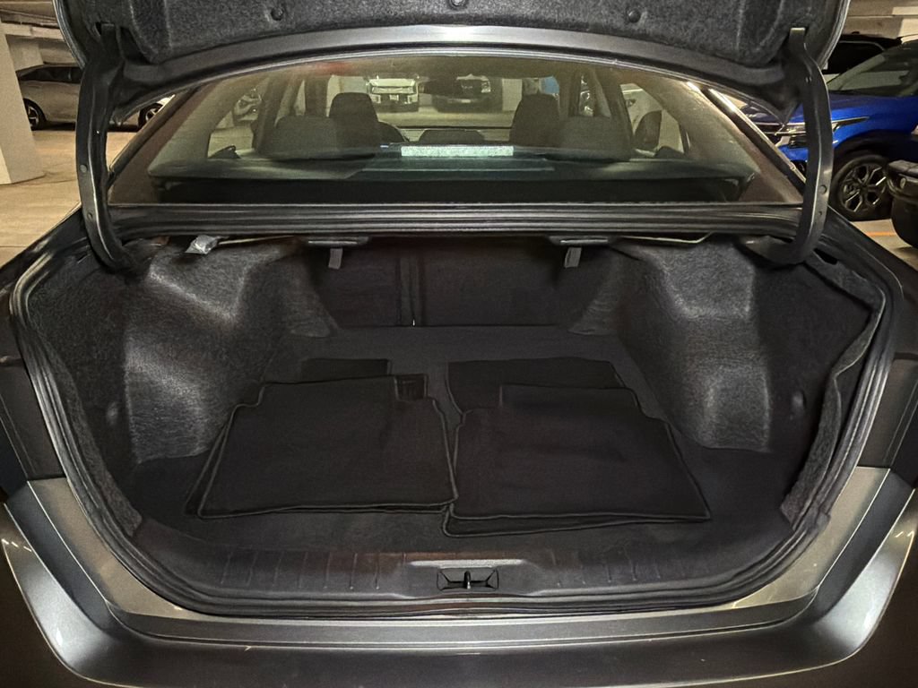 Used 2024 Nissan Altima 2.5 SV AWD/4WD image 7