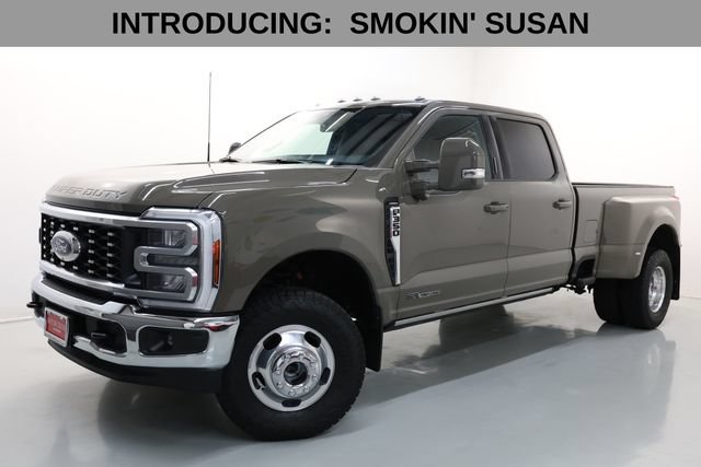 Used 2026 Ford F350 Lariat w/ FX4 Off-Road Package AWD/4WD image 2