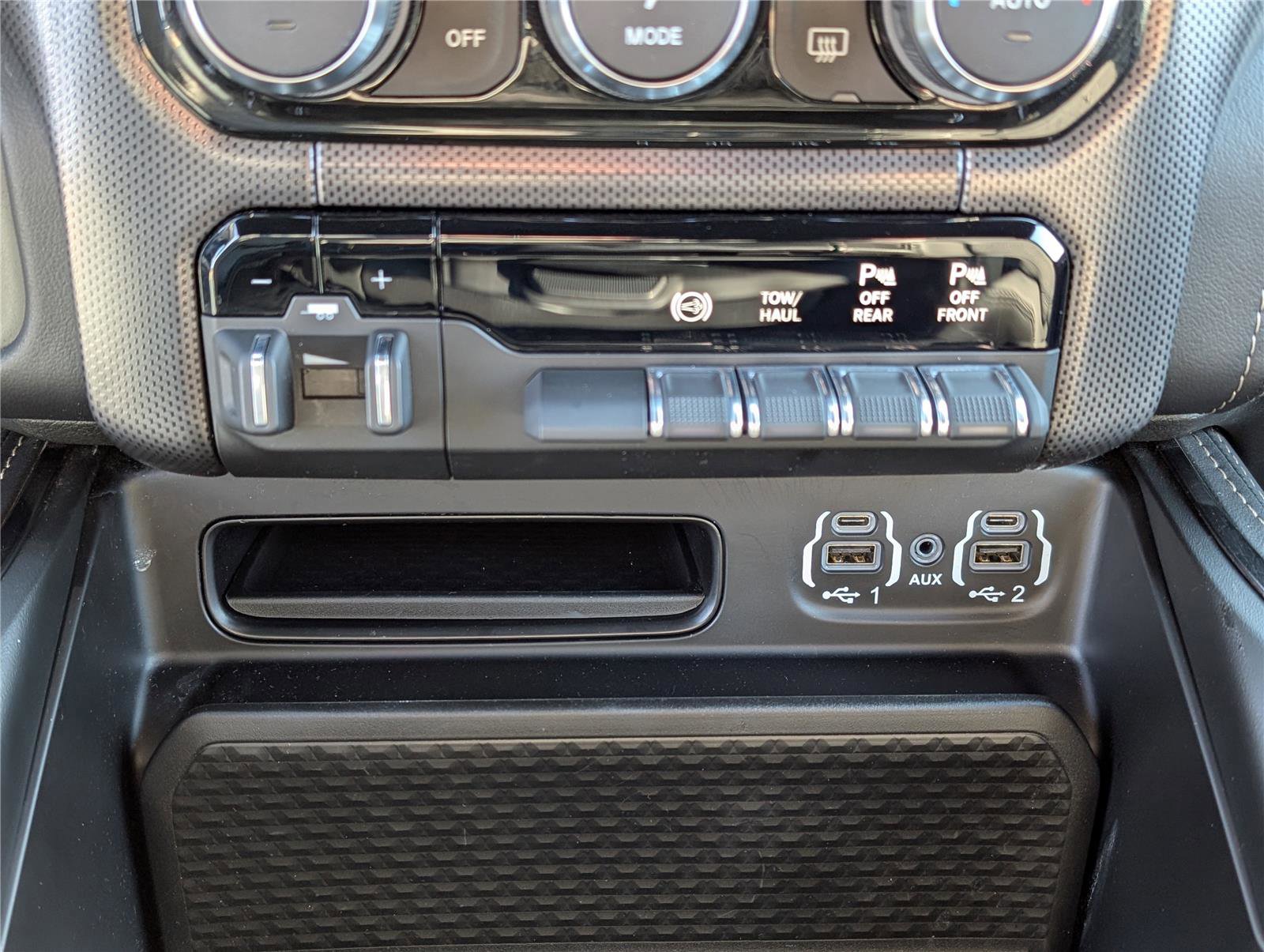 Used 2023 RAM 2500 Limited w/ Night Edition image 26