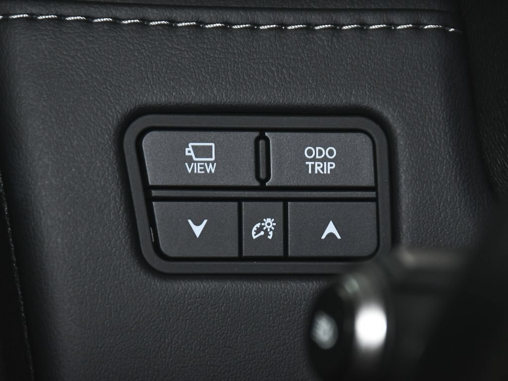 Used 2025 Lexus LX 700h F Sport AWD/4WD image 36