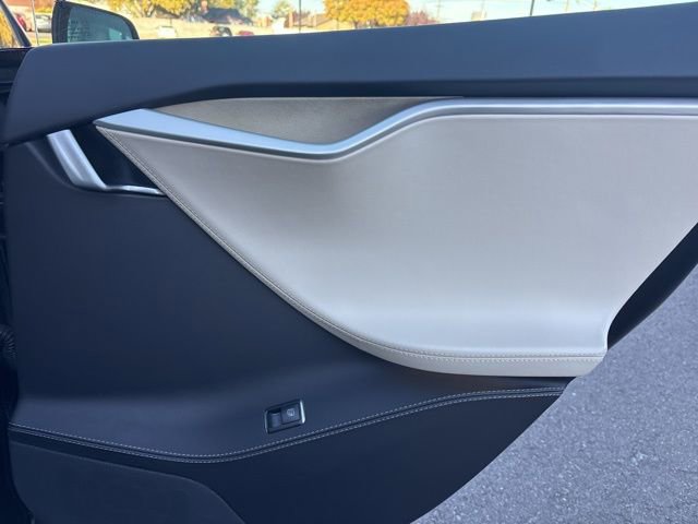 Used 2017 Tesla Model S 75 image 14
