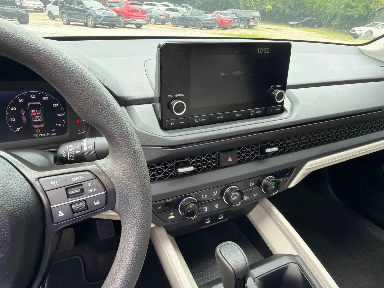 Used 2025 Honda Accord SE image 22