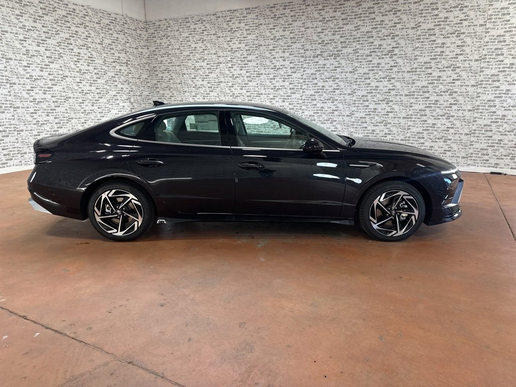 New 2026 Hyundai Sonata SEL image 8