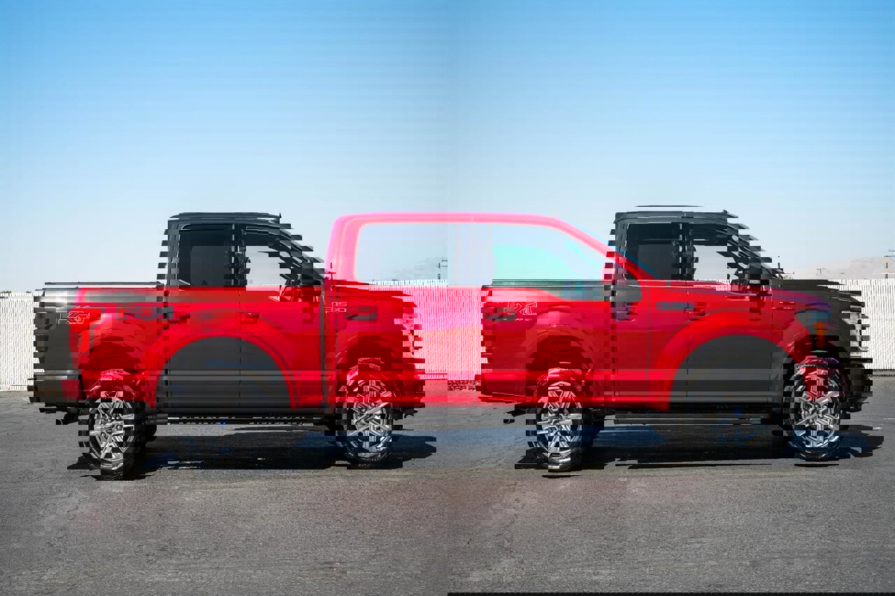 Used 2019 Ford F150 Lariat image 9