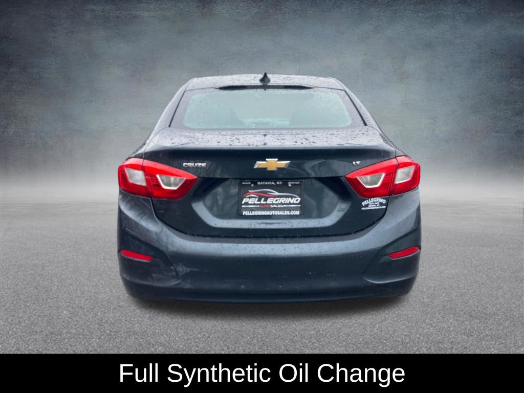 Used 2017 Chevrolet Cruze LT w/ Convenience Package FWD image 5
