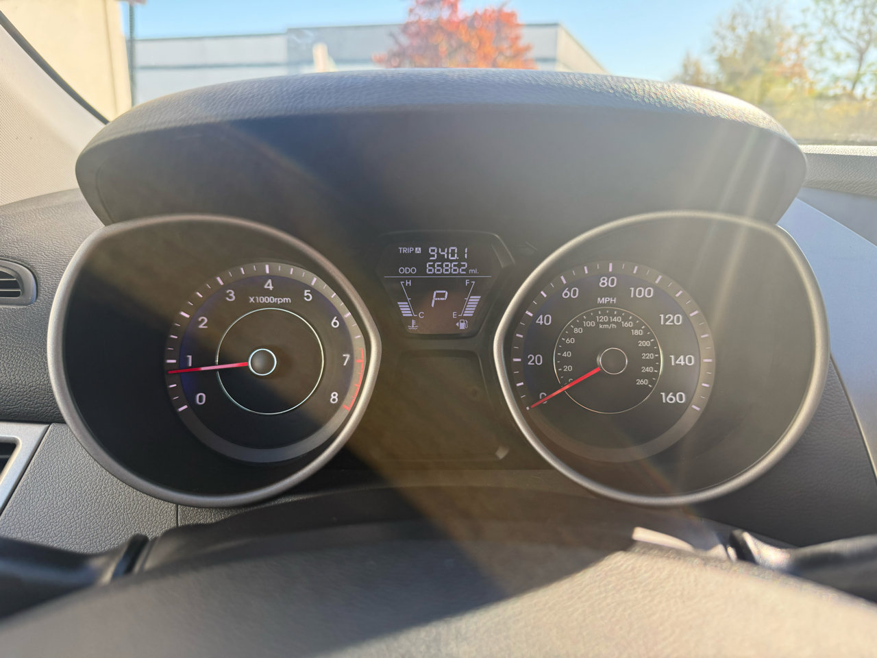Used 2013 Hyundai Elantra GLS w/ Preferred Pkg image 27
