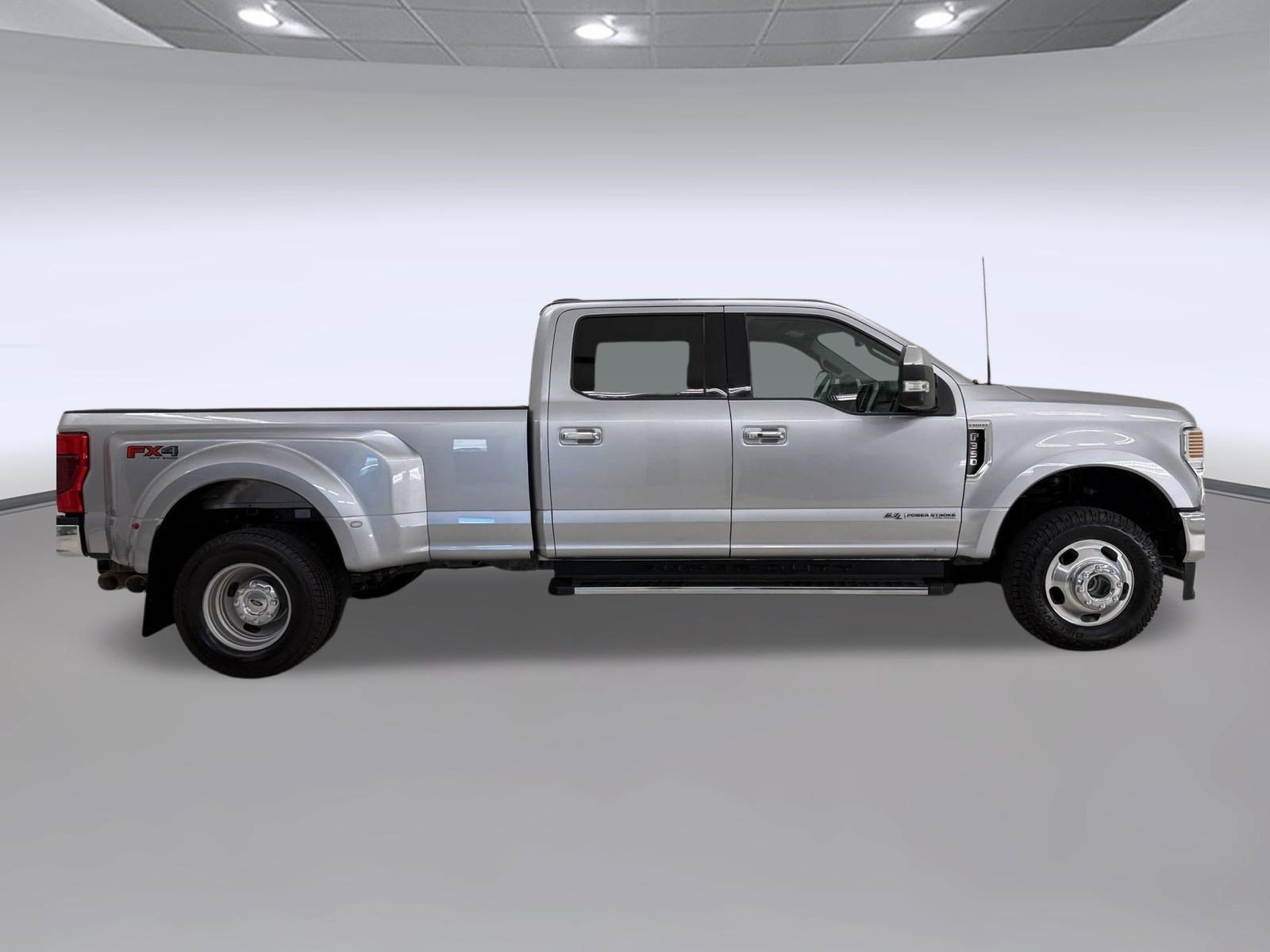 Used 2021 Ford F350 Lariat w/ Lariat Ultimate Package AWD/4WD image 8