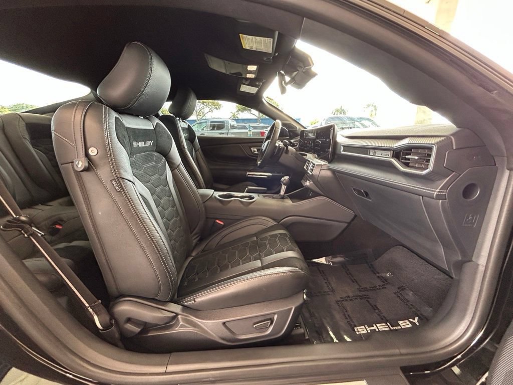 Used 2025 Ford Mustang GT Premium w/ GT Performance Package RWD image 25