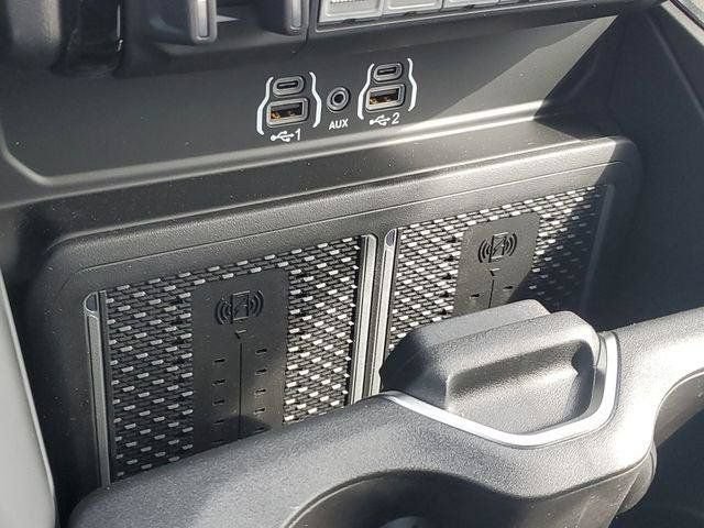 New 2026 RAM 2500 Big Horn AWD/4WD image 31