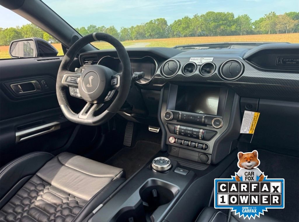Used 2021 Ford Mustang Shelby GT500 w/ Carbon Fiber Track Pack image 21