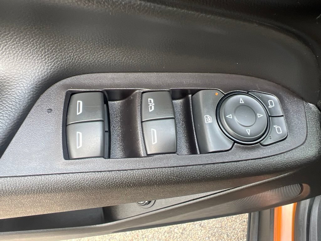 Used 2018 Chevrolet Equinox LT w/ Sun & Infotainment Package FWD image 52