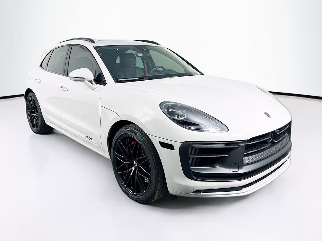 Certified 2026 Porsche Macan GTS image 7