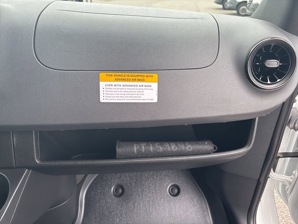 Used 2023 Mercedes-Benz Sprinter 144 Cargo image 23