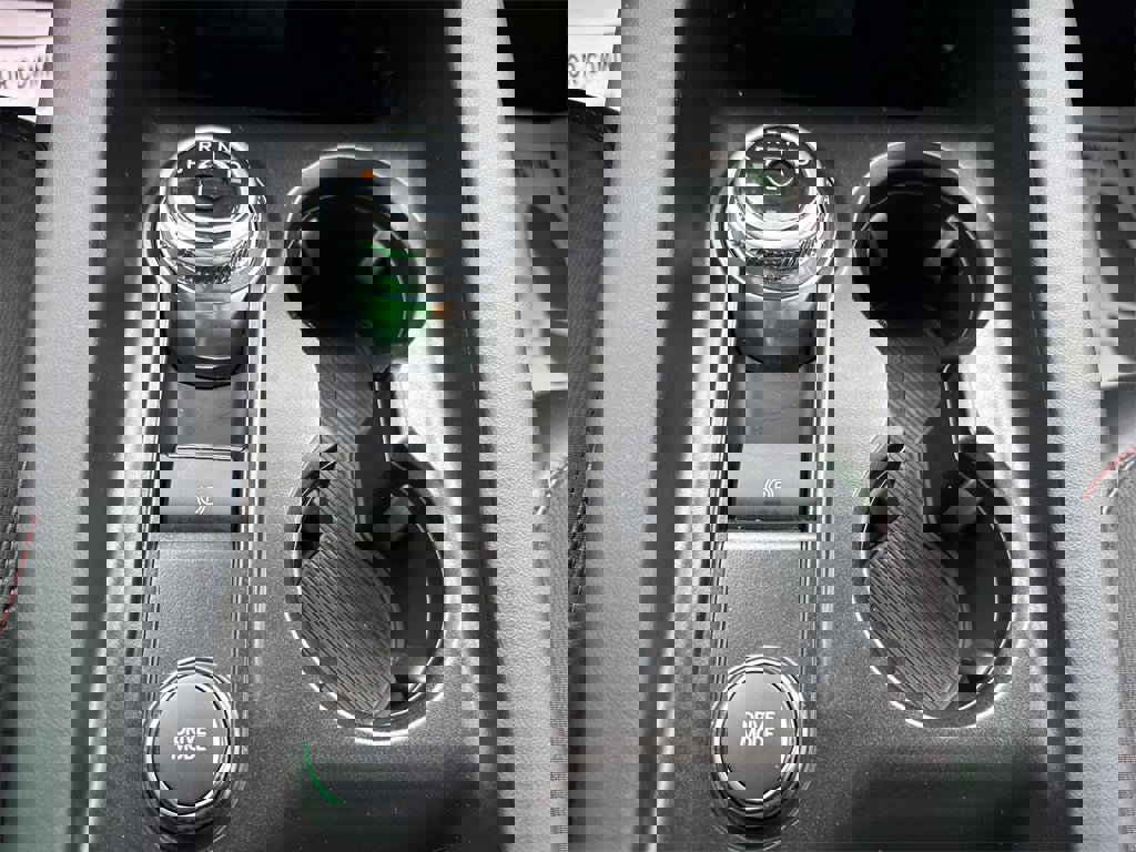 Used 2025 Ford Explorer ST-Line w/ Premium Package image 24