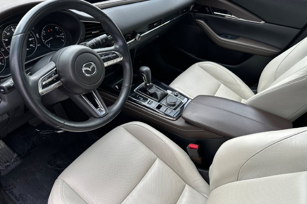 Used 2023 MAZDA CX-30 AWD 2.5 S w/ Premium Package image 9