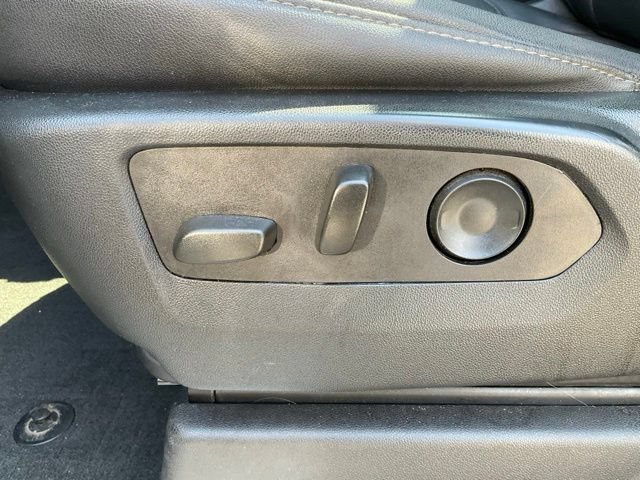 Used 2022 Chevrolet Silverado 1500 RST w/ RST All Star Premium Package AWD/4WD image 6