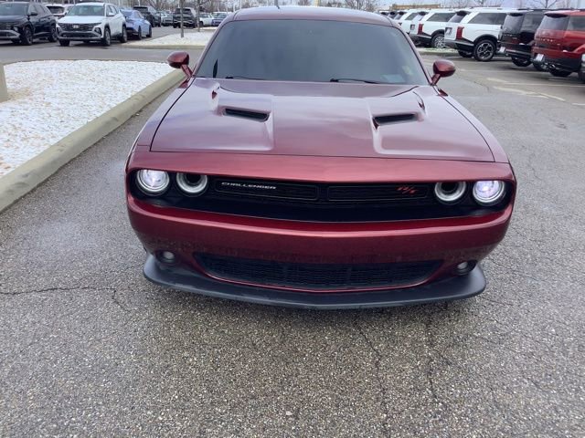 Used 2017 Dodge Challenger R/T Scat Pack w/ Leather Interior Group image 2